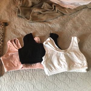 Fruit of the Loom 7 sports bra lot